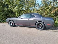 Grau Gebraucht 2015 Dodge Challenger Coupé | 22.100 € (Etwas zu teuer)