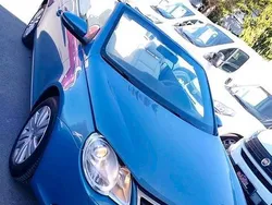 Blau Gebraucht 2010 VW Eos Cabrio | 7.500 €