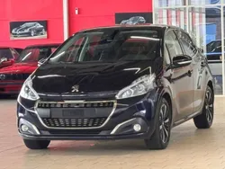 Blau Gebraucht 2019 Peugeot 208 Kleinwagen | 11.750 € (Fairer Preis)