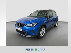 Sapphire blau metallic Gebraucht 2024 Seat Arona FR SUV | 21.980 € (Fairer Preis)