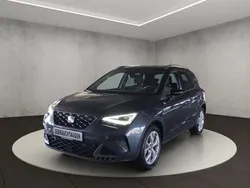 Grau Gebraucht 2022 Seat Arona FR SUV | 17.450 € (Superpreis)