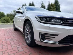 Weiß Gebraucht 2018 VW Passat GTE Kombi | 18.990 € (Guter Preis)