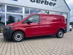 Rot Gebraucht 2020 Mercedes Vito Van | 15.998 € (Fairer Preis)