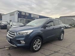 Blau Gebraucht 2018 Ford Kuga SUV | 12.999 € (Guter Preis)