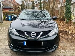 Schwarz Gebraucht 2016 Nissan Qashqai 360º SUV | 12.500 € (Guter Preis)