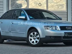 Schwarz Gebraucht 2001 Audi A4 Limousine | 1.280 € (Superpreis)