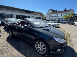 Schwarz Gebraucht 2004 Peugeot 206 CC Cabrio | 1.800 € (Fairer Preis)