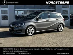 Grau Gebraucht 2015 Mercedes B180 Van / Kleinbus | 14.888 € (Etwas zu teuer)