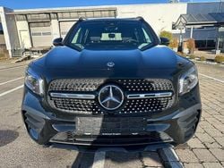 Schwarz Gebraucht 2022 Mercedes GLB200 AMG SUV | 33.499 € (Guter Preis)