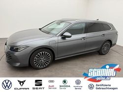 Grau Gebraucht 2025 VW Passat Elegance Kombi | 41.300 € (Guter Preis)