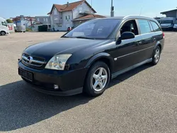 Saphirschwarz mi2 Gebraucht 2004 Opel Vectra Elegance Kombi | 1.999 € (Fairer Preis)