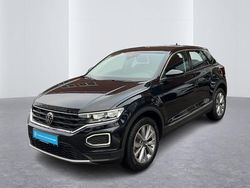Schwarz (2t deep black perleffekt) Gebraucht 2021 VW T-Roc Style SUV | 27.451 € (Fairer Preis)