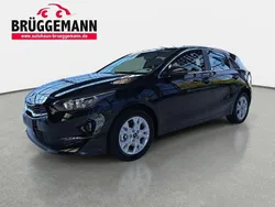 Silber Neu 2024 Kia Ceed Limousine | 25.990 € (Fairer Preis)