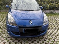 Blau Gebraucht 2010 Renault Scénic Expression Van / Kleinbus | 3.500 € (Guter Preis)
