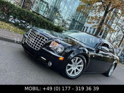 Schwarz Gebraucht 2010 Chrysler 300C Limousine | 6.900 € (Fairer Preis)
