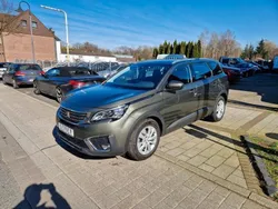 Grau Gebraucht 2019 Peugeot 5008 Business-Line Van / Kleinbus | 15.990 € (Guter Preis)