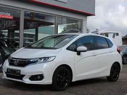 Weiß Gebraucht 2018 Honda Jazz Elegance Kleinwagen | 13.400 € (Etwas zu teuer)
