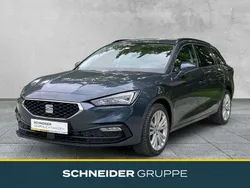 Grau Gebraucht 2024 Seat Leon Style Limousine | 25.890 € (Fairer Preis)