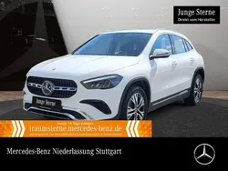 Weiß Gebraucht 2024 Mercedes GLA220 Advanced SUV | 38.790 €