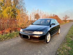 Schwarz Gebraucht 2001 Audi A3 S-Line Limousine | 4.500 € (Teuer)