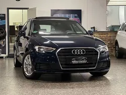 Blau Gebraucht 2018 Audi A3 Sportback Comfort Limousine | 15.900 € (Guter Preis)