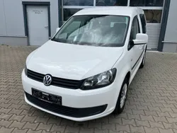 Weiß Gebraucht 2015 VW Caddy Trendline Van / Kleinbus | 10.950 € (Fairer Preis)