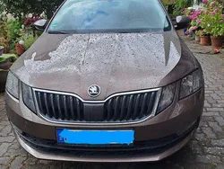 Braun Gebraucht 2018 Skoda Octavia Clever Kombi | 15.800 € (Fairer Preis)