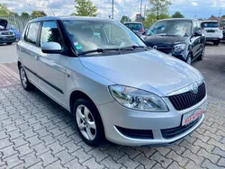 Silber Gebraucht 2011 Skoda Fabia Family Kleinwagen | 3.500 € (Fairer Preis)