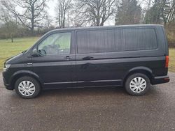 Schwarz Gebraucht 2017 VW Multivan Van | 24.500 € (Fairer Preis)
