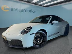 Grün Neu 2025 Porsche 911 Targa 4 Cabrio | 237.949 € (Teuer)