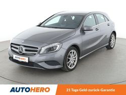 Grau Gebraucht 2015 Mercedes A180 Urban Limousine | 14.830 € (Fairer Preis)