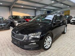 Schwarz Gebraucht 2023 Skoda Scala Ambition Kleinwagen | 15.999 €