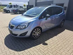Kristallblau Gebraucht 2013 Opel Meriva Innovation Van / Kleinbus | 6.990 € (Fairer Preis)