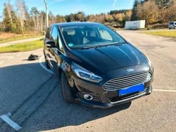 Schwarz Gebraucht 2017 Ford S-MAX Titanium Van / Kleinbus | 22.000 € (Fairer Preis)