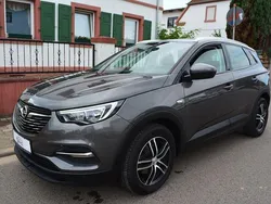 Grau Gebraucht 2018 Opel Grandland X Edition SUV | 12.999 € (Guter Preis)