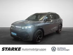 Weiß (pure white) Gebraucht 2024 VW Tiguan R-line SUV | 43.920 € (Etwas zu teuer)