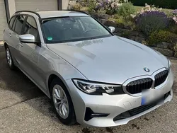 Silber Gebraucht 2021 BMW 320 Kombi | 19.990 € (Guter Preis)