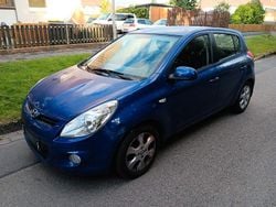 Blau Gebraucht 2012 Hyundai i20 Classic Kleinwagen | 2.100 € (Superpreis)