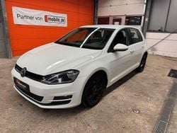 Weiß Gebraucht 2014 VW Golf VII Trendline Limousine | 8.999 € (Guter Preis)
