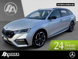 Brillant silber Gebraucht 2022 Skoda Octavia RS Kombi | 27.864 € (Guter Preis)