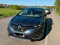 Grau Gebraucht 2018 Renault Espace Intens Van / Kleinbus | 21.000 €