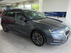 Grau Gebraucht 2020 Skoda Octavia Ambition Kombi | 16.990 € (Guter Preis)