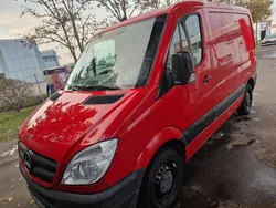 Rot Gebraucht 2011 Mercedes Sprinter Van | 10.999 € (Etwas zu teuer)