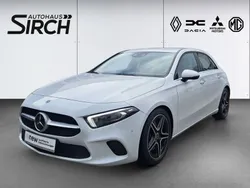 Digitalweiss metalliclack (w Gebraucht 2018 Mercedes A200 Limousine | 22.990 € (Etwas zu teuer)