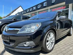 Schwarz Gebraucht 2007 Opel Astra Cabriolet Cosmo Cabrio | 2.100 € (Guter Preis)