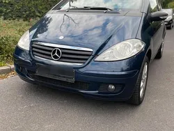 Blau Gebraucht 2007 Mercedes A150 Kleinwagen | 3.200 € (Teuer)