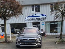 Grau Gebraucht 2018 VW Passat Alltrack Kombi | 17.400 € (Superpreis)