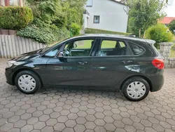 Schwarz Gebraucht 2015 BMW 218 Active Tourer Van / Kleinbus | 12.900 € (Fairer Preis)