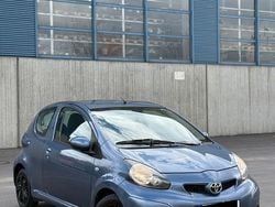 Blau Gebraucht 2009 Toyota Aygo Kleinwagen | 2.290 € (Guter Preis)