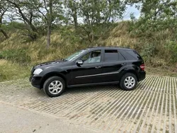 Schwarz Gebraucht 2006 Mercedes ML320 SUV | 4.800 € (Guter Preis)